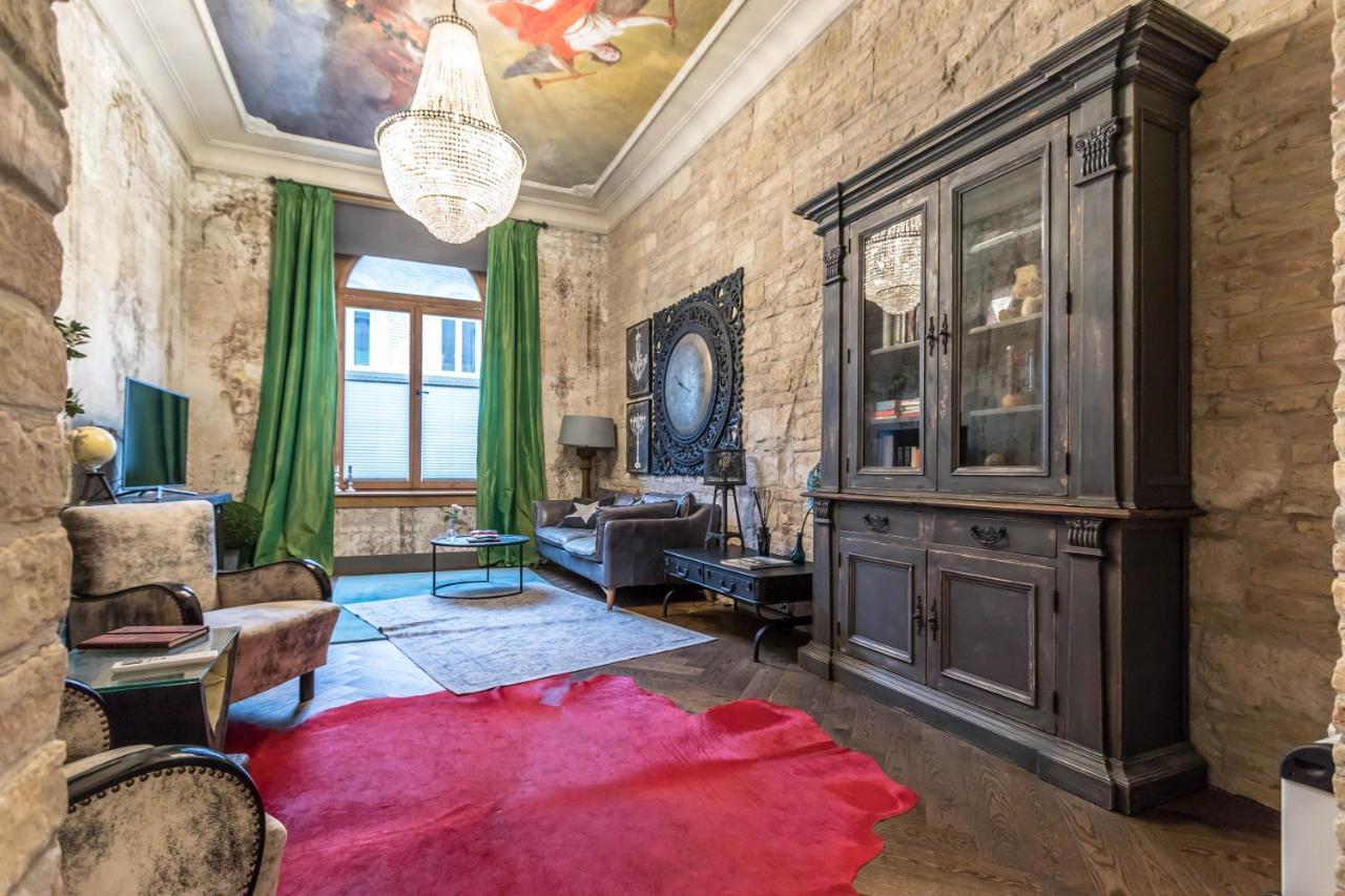 Castle Downtown Apartment บูดาเปสต์ ภายนอก รูปภาพ